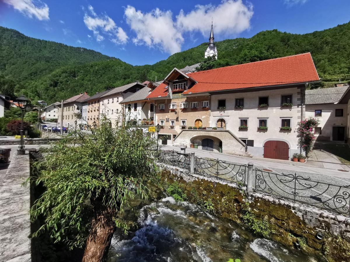Bajta Kroparica Екстер'єр фото